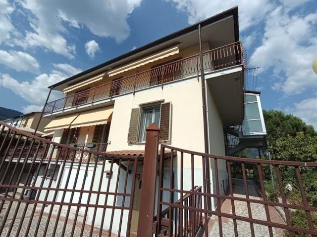 Appartamento in affitto a Borgo Rivo, Terni