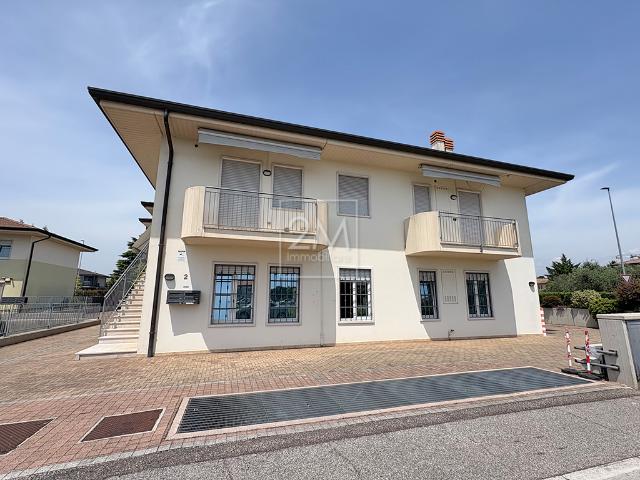 Appartamento in affitto a Ognissanti, Villafranca Di Verona