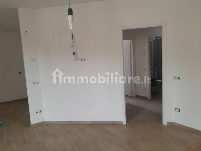 Appartamento in affitto a Montebolone, Pavia