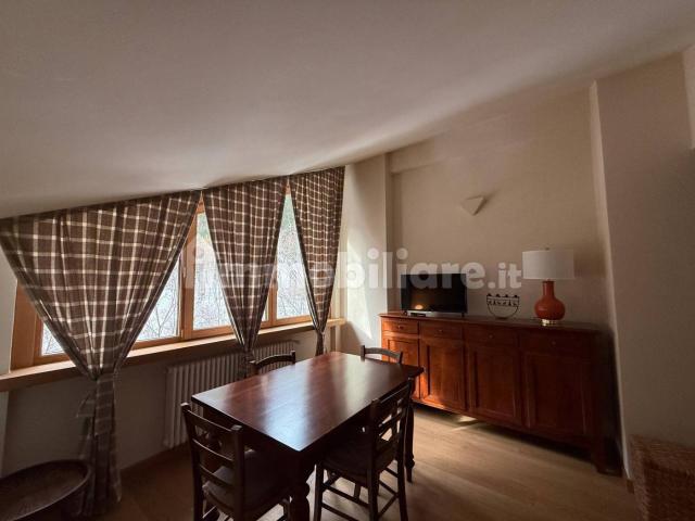 Appartamento in affitto a Courmayeur, Aosta