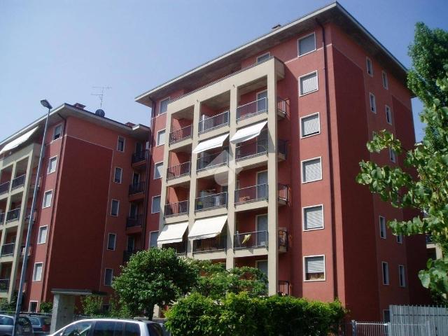 Appartamento in affitto a Palazzina, Brenzone