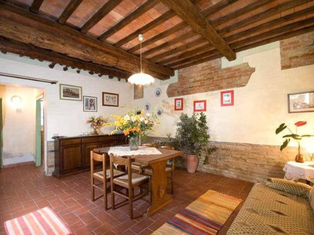 Appartamento in affitto a San Pietro Belvedere, Toscana