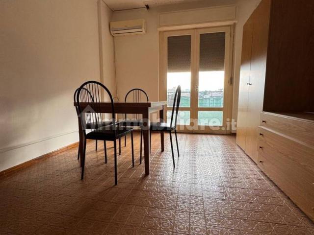 Appartamento in affitto a Roverbella, Lombardia