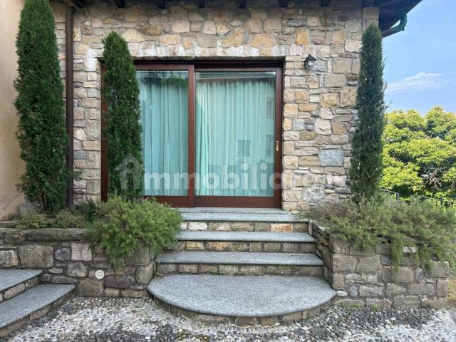 Appartamento in affitto a Galbiate, Lombardia
