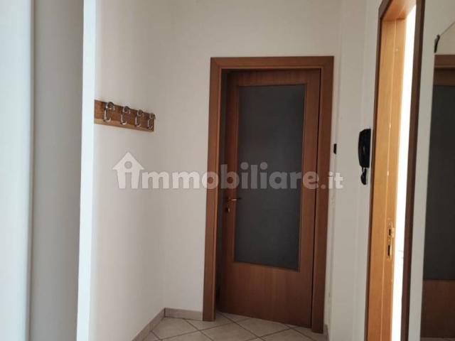 Appartamento in affitto a Mazzaferro, Marche