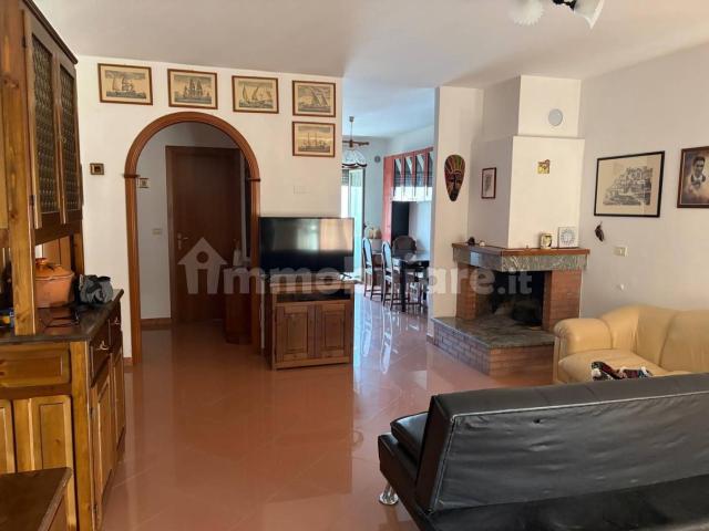 Appartamento in affitto a Vico del Gargano, Foggia