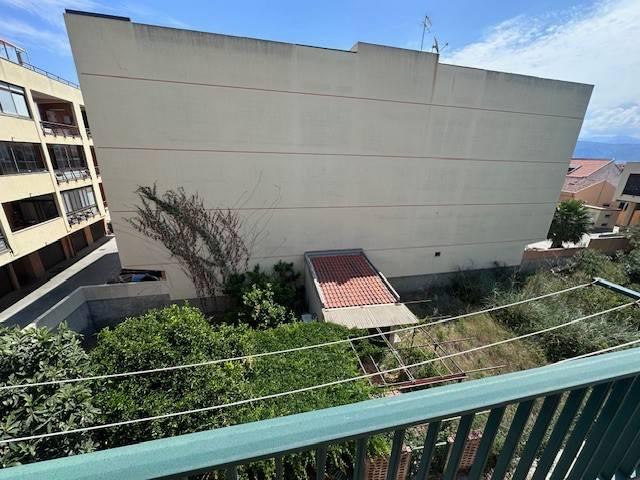 Appartamento in affitto a Sperone, Messina