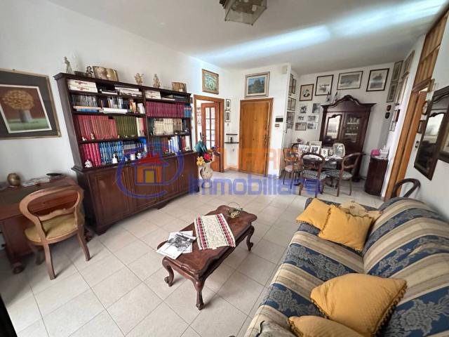 Appartamento in affitto a Villa Cortese, Lombardia