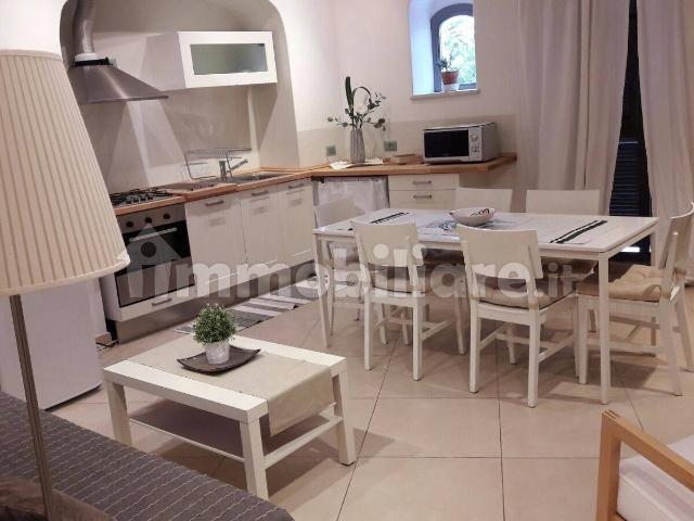 Appartamento in affitto a Dossetto, Villafranca Di Verona