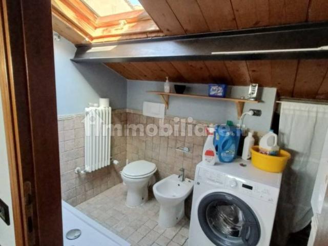 Appartamento in affitto a Castelvecchio, Marche