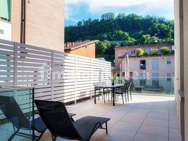 Appartamento in affitto a Sagnino, Como