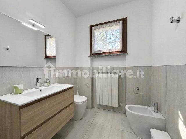 Appartamento in affitto a Peschiera Del Garda, Veneto