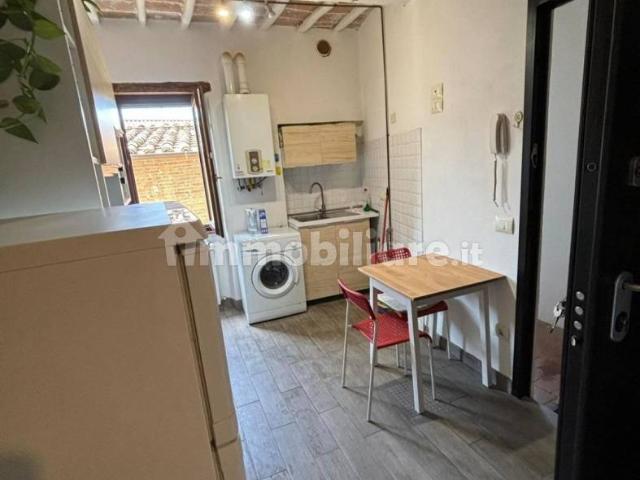 Appartamento in affitto a Sant'Erminio, Cenerente