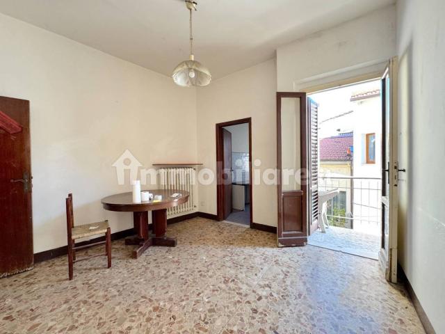 Appartamento in affitto a Prato, Toscana