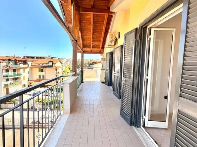 Appartamento in affitto a Villaricca, Campania