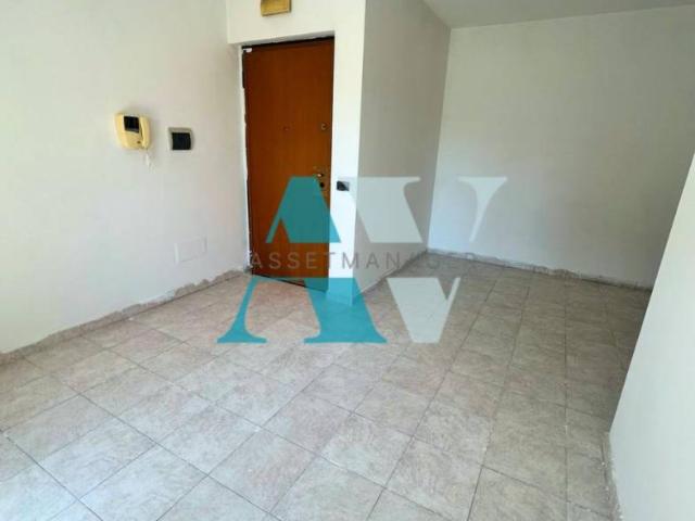 Appartamento in affitto a Campo Boario, Latina
