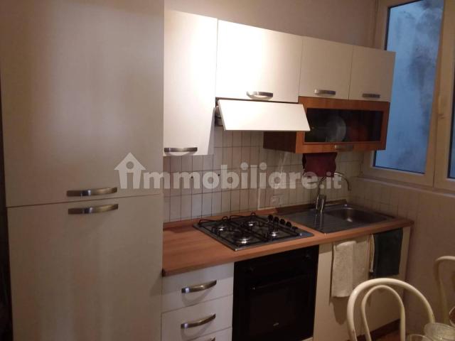 Appartamento in affitto a Centro Est, Serra Riccò