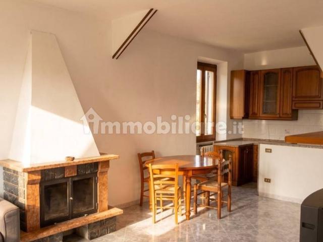 Appartamento in affitto a Patrica, Lazio