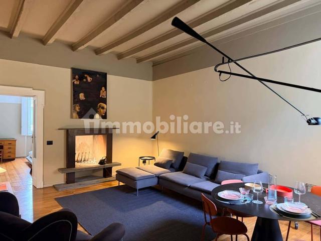 Appartamento in affitto a Municipio 9, Milano