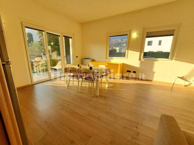 Appartamento in affitto a Domaso, Lombardia