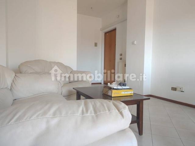 Appartamento in affitto a La Loggia, Palermo