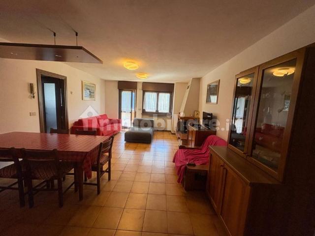 Appartamento in affitto a Santa Caterina, Villapiccola