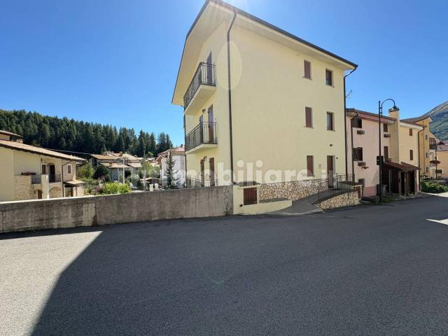Appartamento in affitto a Rocca di Mezzo, L'Aquila