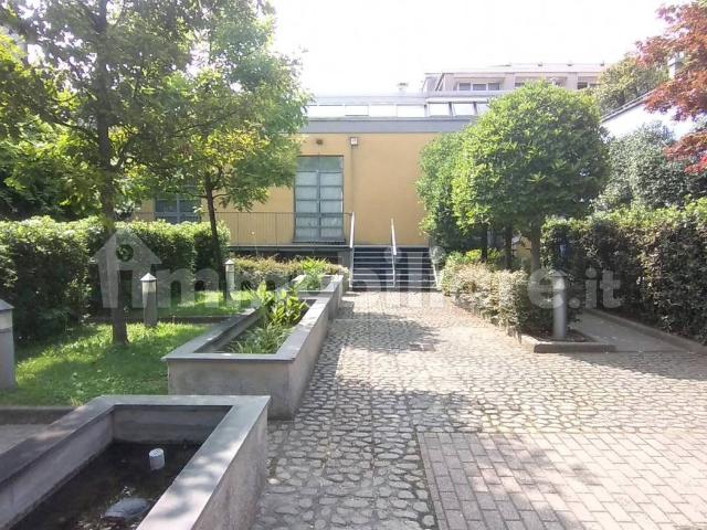 Appartamento in affitto a Municipio 9, Milano