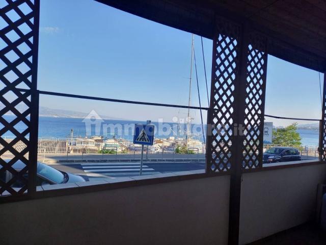 Appartamento in affitto a Marotta, Messina
