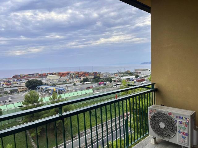 Appartamento in affitto a Ca' Nuova, Genova