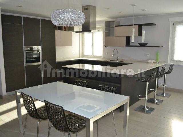 Appartamento in affitto a Spriana, Lombardia