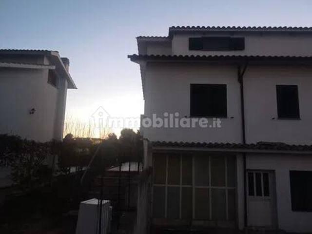 Appartamento in affitto a Montalto Di Castro, Lazio