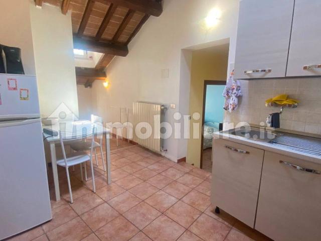 Appartamento in affitto a Sant'Erminio, Cenerente