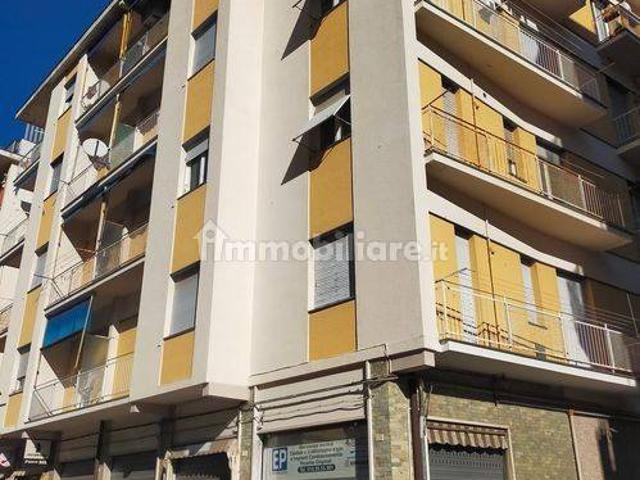 Appartamento in affitto a Levante, Serra Riccò