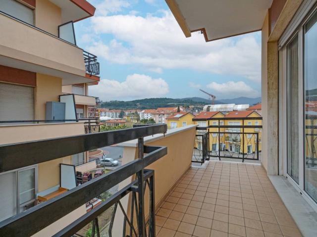 Appartamento in affitto a San Bartolomeo Al Mare, Liguria