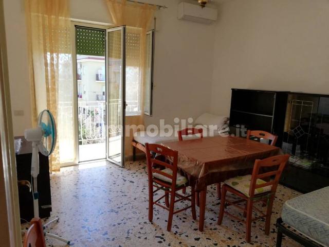 Appartamento in affitto a Scauri, Minturno
