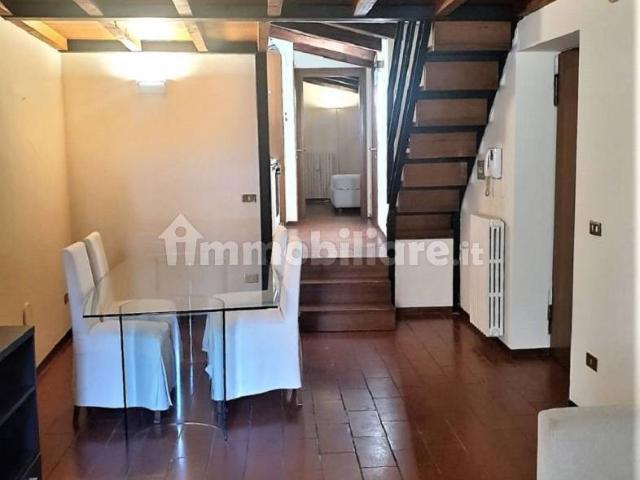 Appartamento in affitto a Centro storico, Brenzone