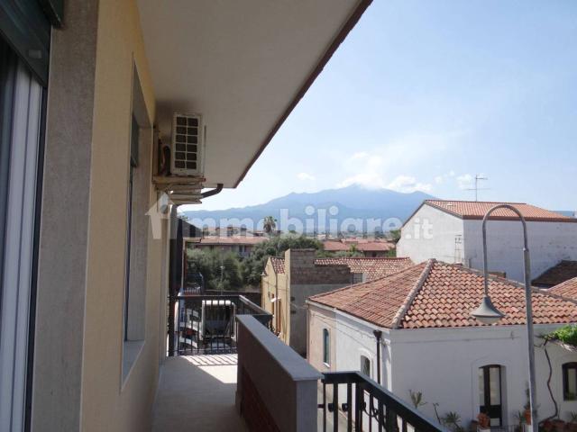 Appartamento in affitto a Aci Sant'antonio, Sicilia