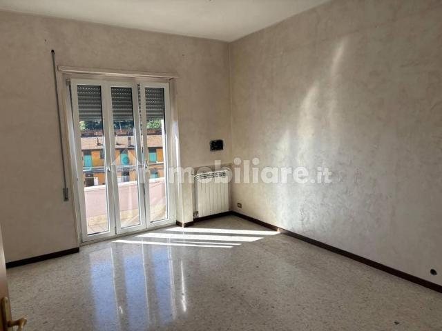Appartamento in affitto a Capranica, Viterbo