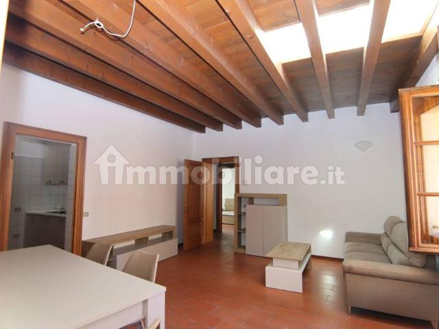 Appartamento in affitto a Sant'Agostino, Como