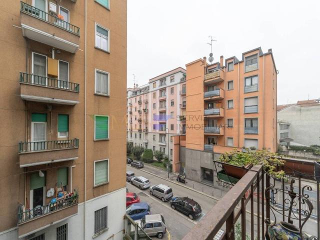 Appartamento in affitto a Axa, Roma Capitale
