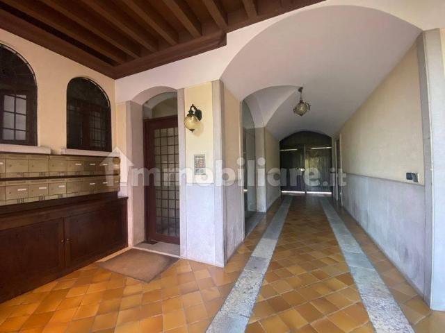 Appartamento in affitto a Comunità Montana Parco Alto Garda bresciano, Salò