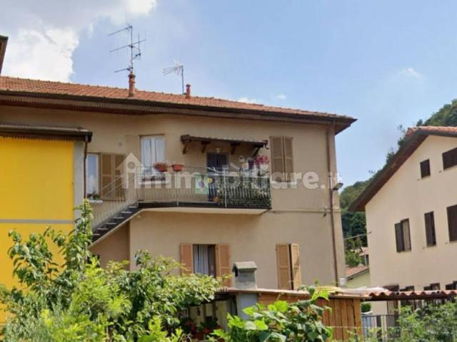 Appartamento in affitto a Cardano, Como