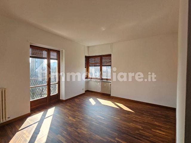 Appartamento in affitto a San Bartolomeo, Re