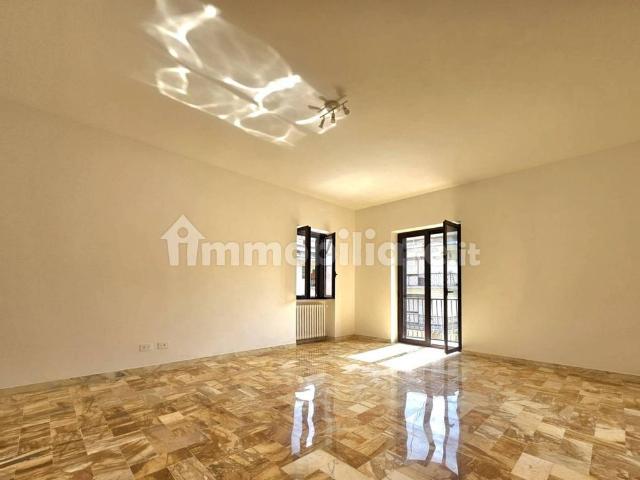 Appartamento in affitto a Formia, Lazio