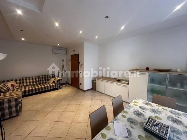 Appartamento in affitto a Casale, Prato