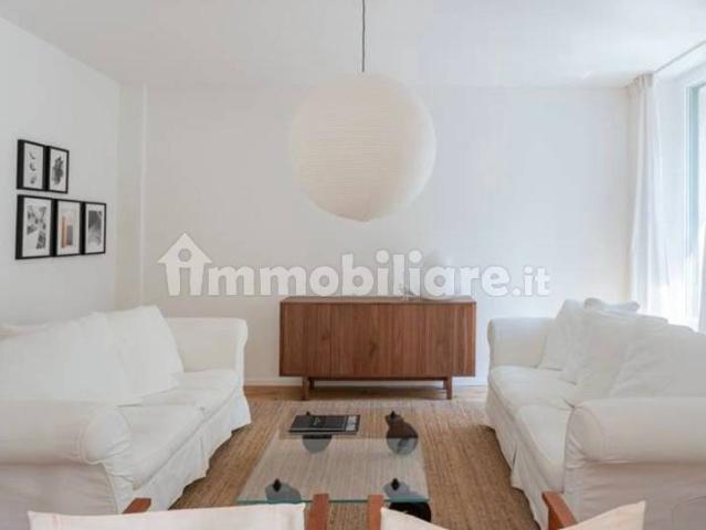 Appartamento in affitto a Municipio 8 di Milano, Milano
