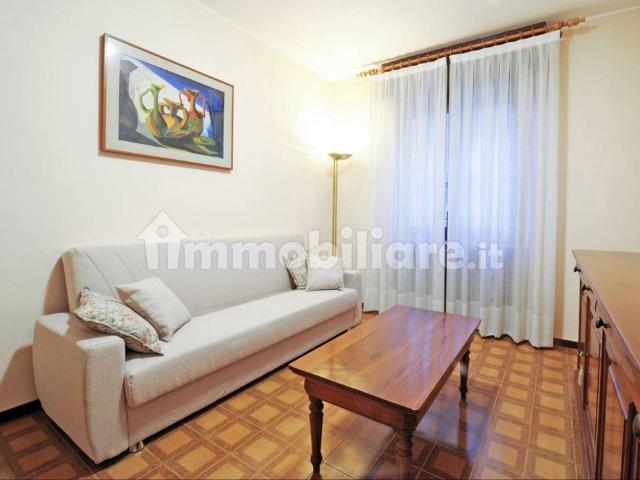 Appartamento in affitto a Negrar, Veneto