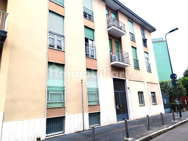 Appartamento in affitto a Municipio 8 di Milano, Milano