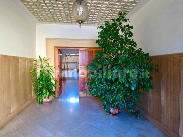 Appartamento in affitto a Quartiere 4, Firenze